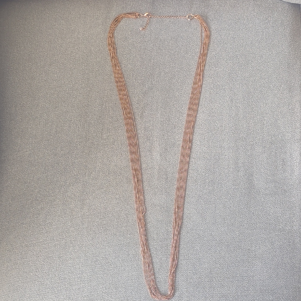 Elegant Rose-colored Gold Necklace